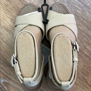 Women’s Leigh II Cross-strap Ankle-Strap Wedge